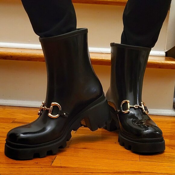 GUCCI Luxe Horse Bit Boots SNAKE ON BOTTOM! Black Rubber Snow or Rain - Picture 4 of 13